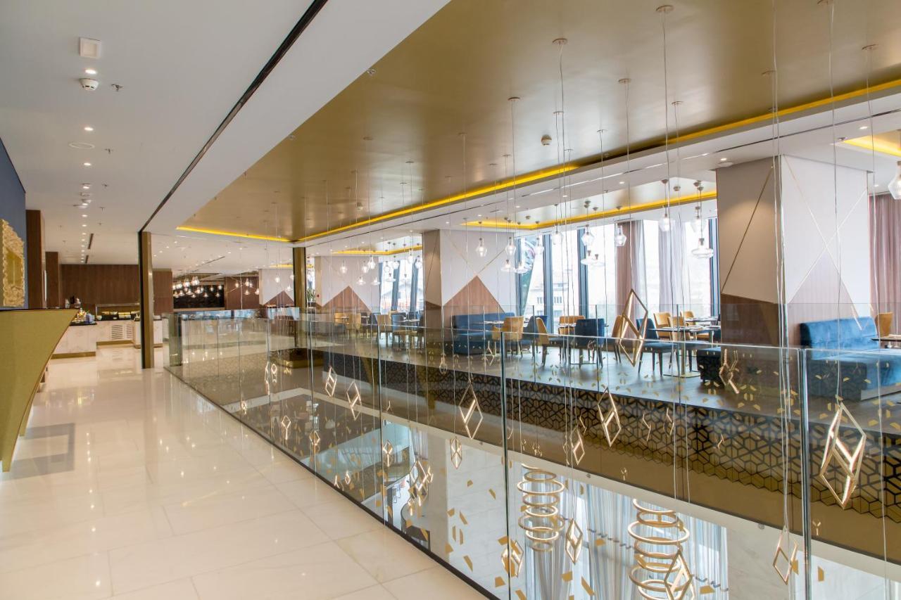 สวิสโซเทล ซาราเจโว Hotel ซาราเยโว ภายนอก รูปภาพ The interior of the hotel